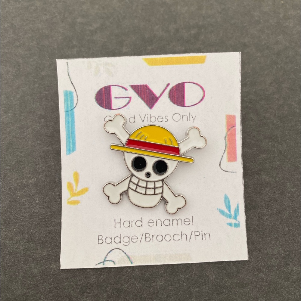Skull brooch, enamel brooch, anime pin